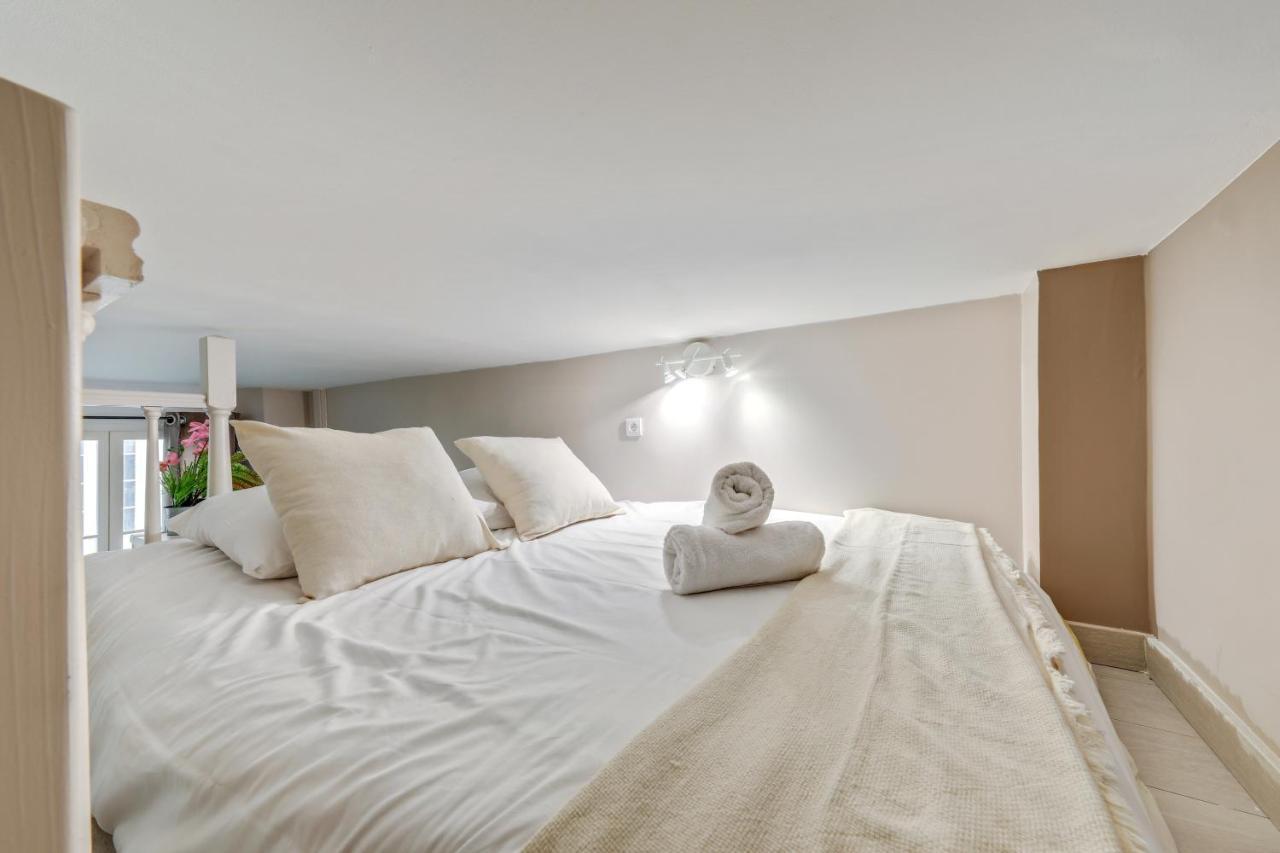 パリCharming & Cosy Flat In Heart Of Marais, 2Min Walk To Art & Metier Museumアパートメント エクステリア 写真