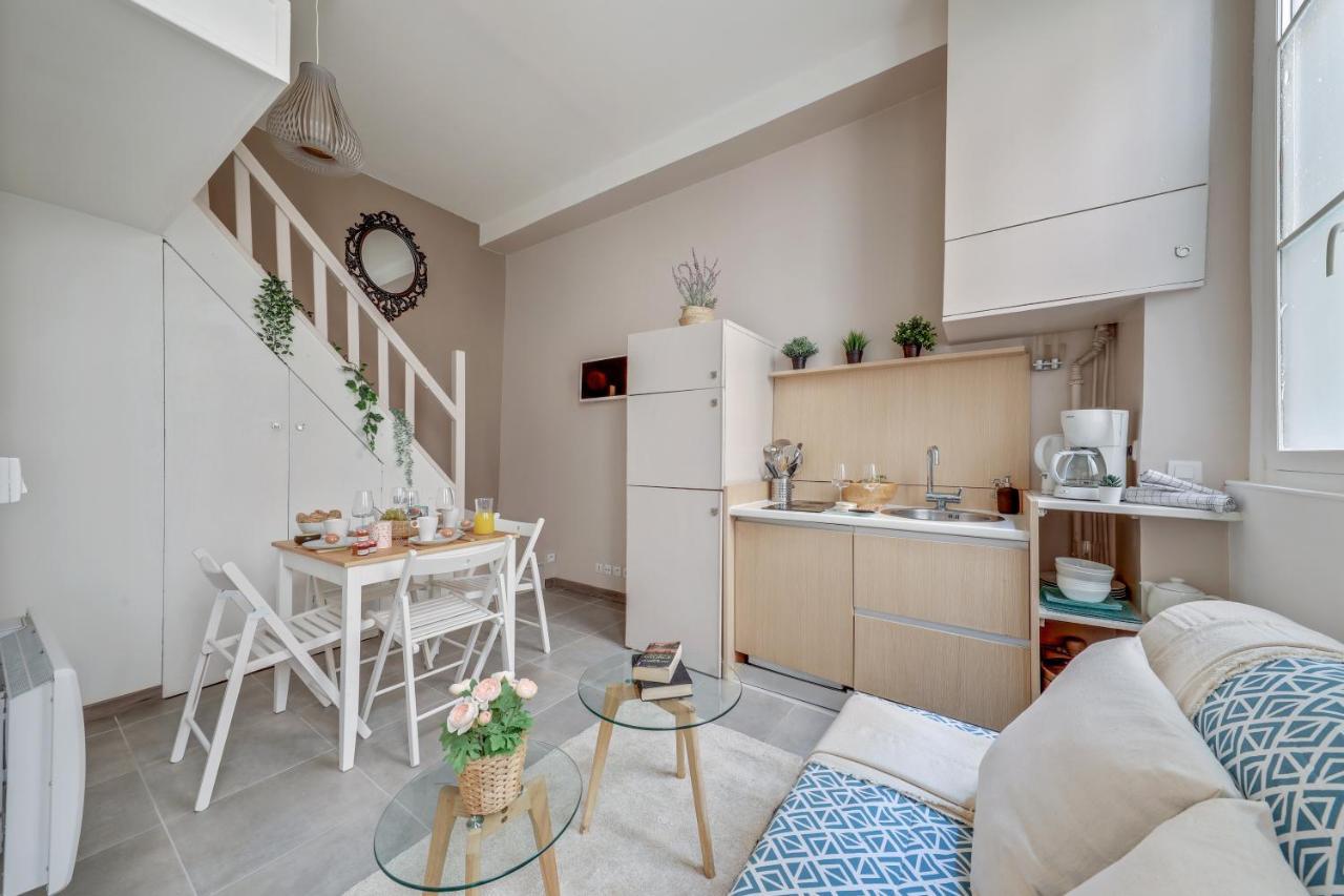 パリCharming & Cosy Flat In Heart Of Marais, 2Min Walk To Art & Metier Museumアパートメント エクステリア 写真